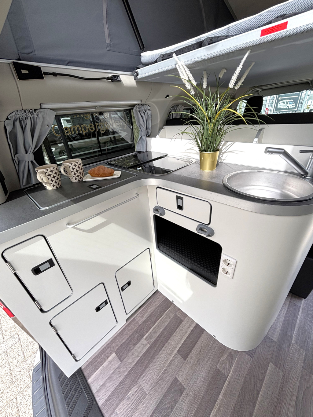 Ford Westfalia Nugget AUTOMAAT HEFDAK 5 ZITPLEKKEN UNIEK! foto: 6