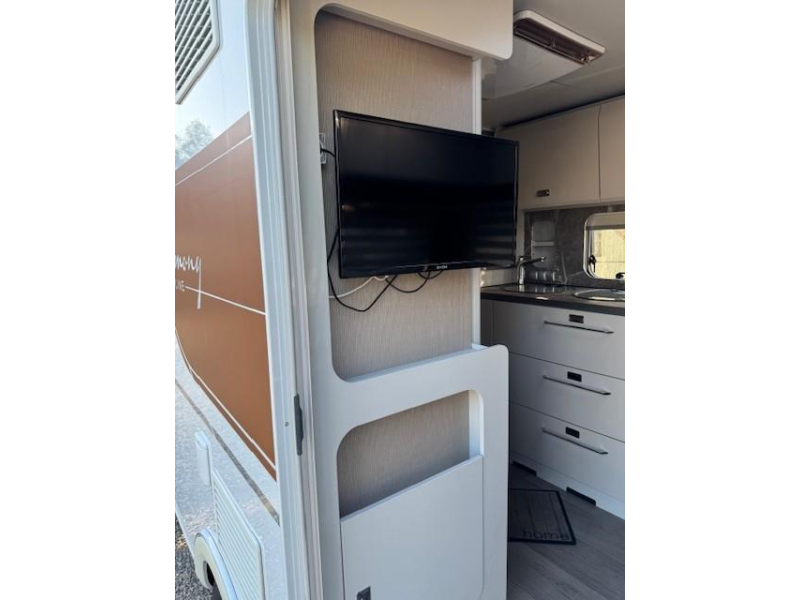 Bürstner Averso Harmony Line 465 TS mover airco fietsenrek  foto: 11