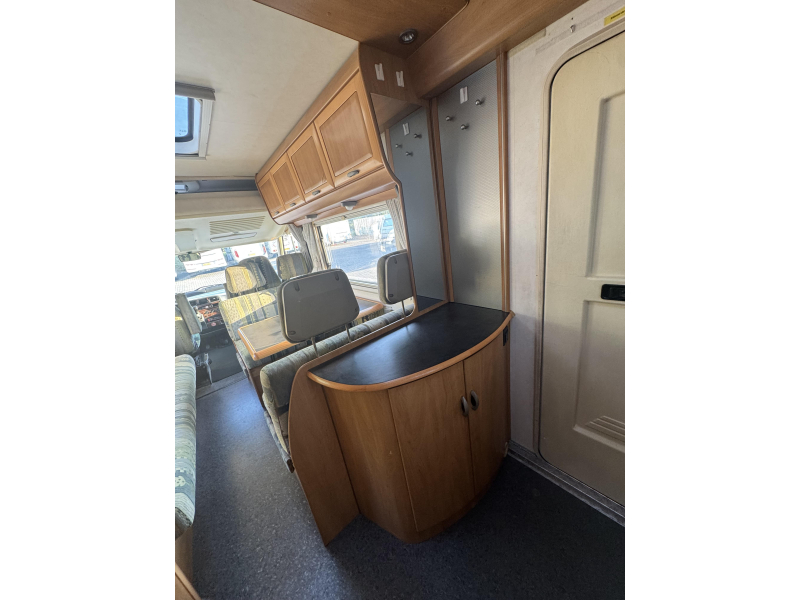 Hymer B544 photo : 12