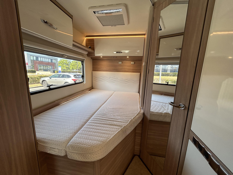 Bürstner Delfin T 660 zeer nette camper  foto: 10
