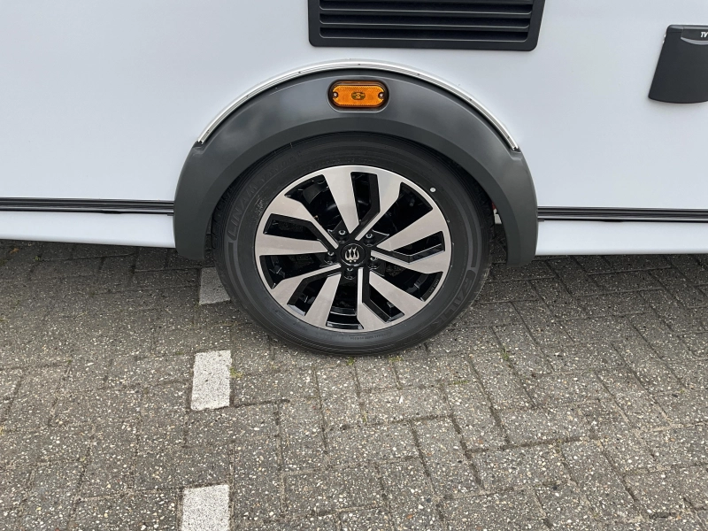 Knaus Sudwind Black Selection 540 FDK STAPELBED-GRATIS MOVER Foto: 15