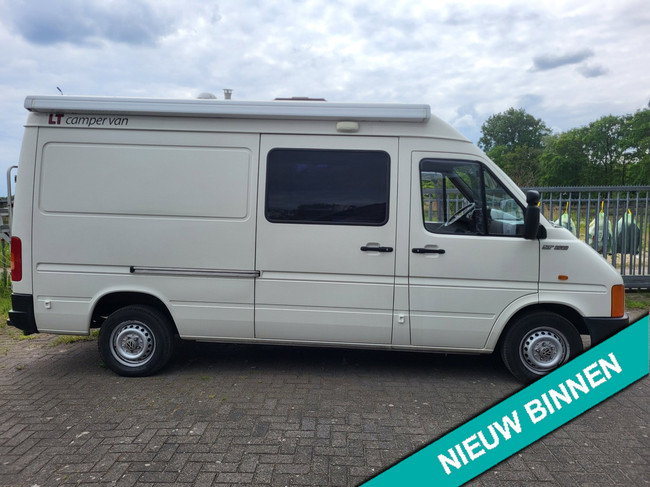 Volkswagen LT 28A TDI Fabriekscamper ZONNEPANELEN OMVORMER foto: 1