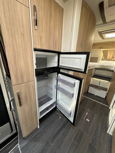 Frankia I 790 GDW Titan DA, autom&aacute;tico, cara a cara foto: 5