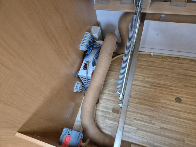 Eriba - Hymer 532 Enkele - losse bedden of XXL bed & luifel foto: 15