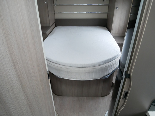 Challenger 288 EB, Half Integraal, Queensbed, Hefbed!! foto: 17
