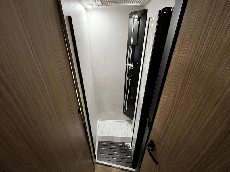 Pilote P690GJ Lengtebedden, 2026!  foto: 10