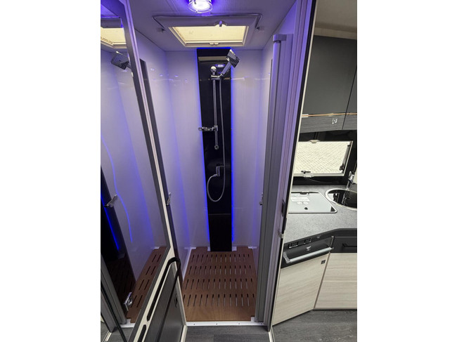 Chausson 640 Titanium Premium 170PK Automaat Hefbed Zonnepaneel Zeer Ruim foto: 23