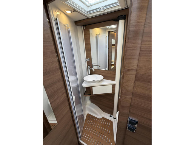 RAPIDO C55 9T-Automaat Enkele Bedden Lithium Omvormer Trekhaak foto: 22