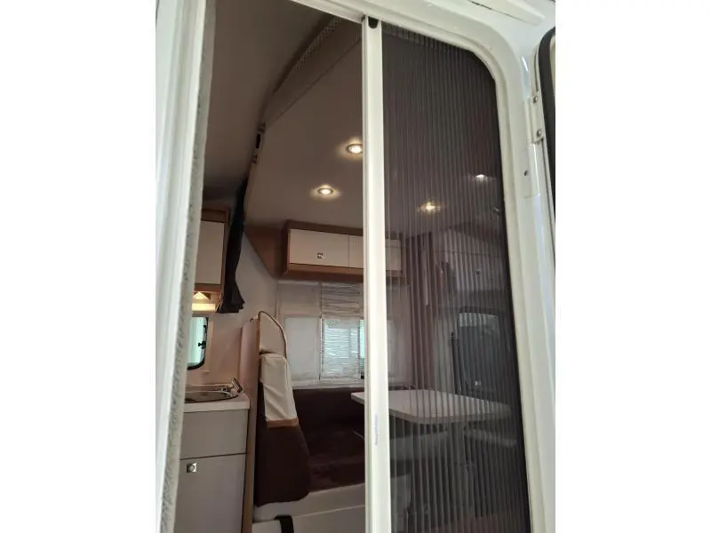 LMC Rotec 662 TI 130PK Frans bed Hefbed  foto: 3