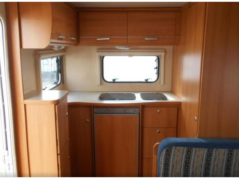 Caravelair Antares 465 Querbett / Markise. Foto: 10