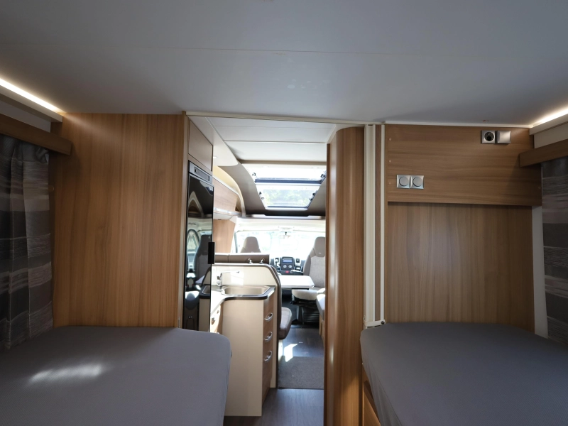 Adria Coral Axess 600 SL levelsysteem | fietsenrek  foto: 3