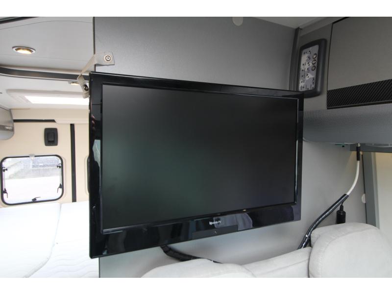 Adria Twin Titanium 640 SLX Enkele bedden - EURO5  foto: 18