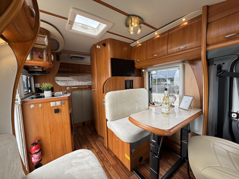 Hobby Van T 500 Compact Motorairco Foto: 9