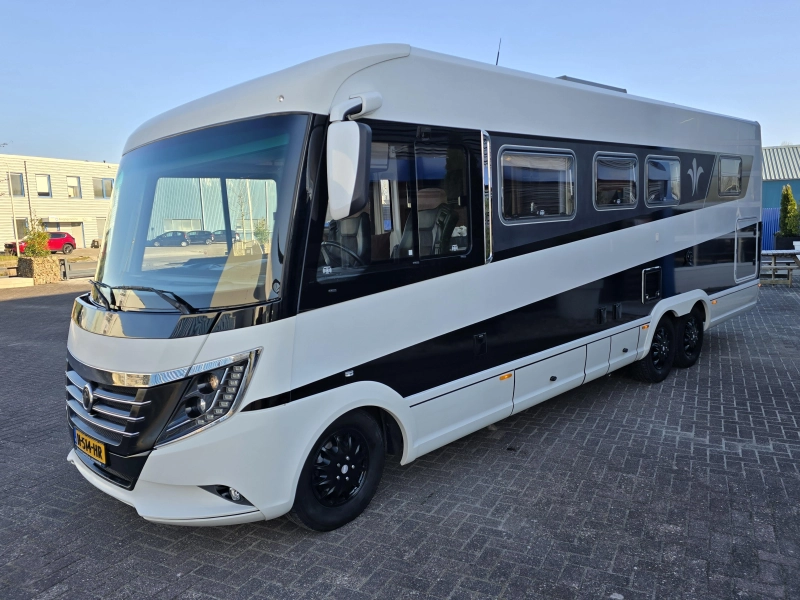 Niesmann+Bischoff Arto 85 LE Z.G.O.H B.J. 2015 Cloulin foto: 2