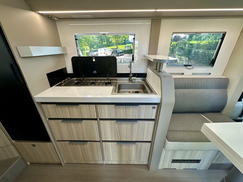 Adria Compact DL 60 Years Selection | zeer compleet!  foto: 11