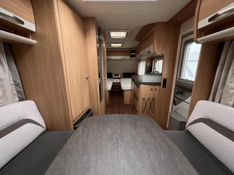 Knaus Sudwind Silver Selection 500 EU Vorzelt Mover Foto: 2