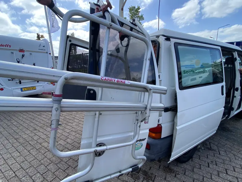 Volkswagen California 4 T 4 pers camper south camp  foto: 6