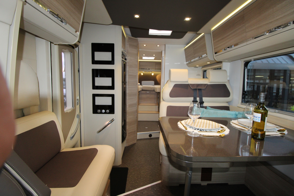 Adria Martix Axess M670 SL foto: 6