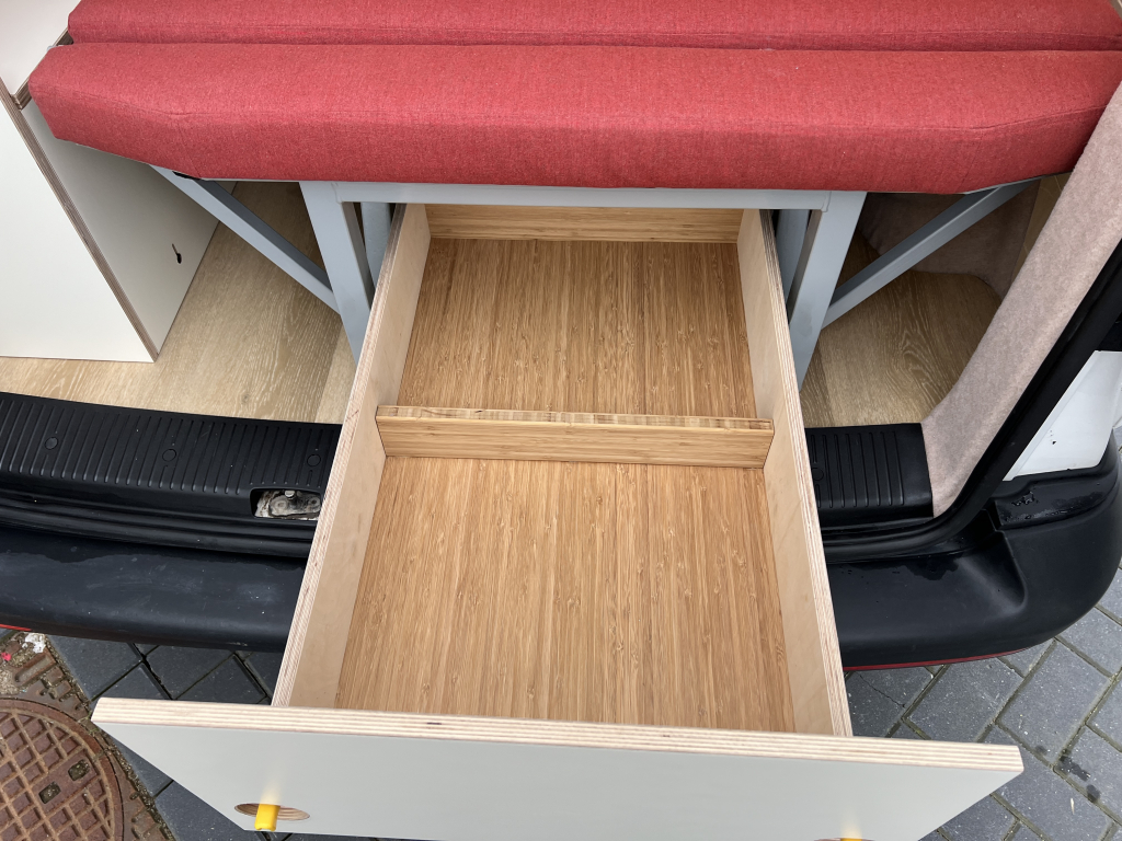 Volkswagen T6 Buscamper 2017 BENZINE foto: 4