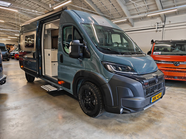 tourne mobil 6.4 Cruise 180CV Automatique - TOUTES SAISONS photo : 3