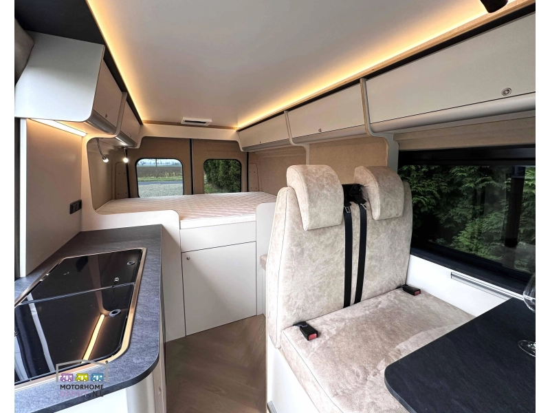 Peugeot Boxer 600 Nieuw gebouwde camper  foto: 8