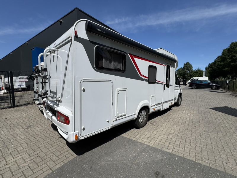 LMC Tourer Lift H 730 G photo: 21