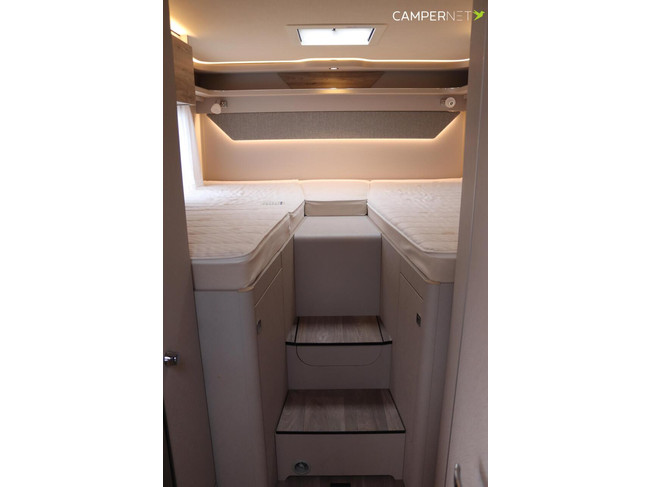 Hymer Exsis-I 580 Pure | 165cv | Camas longitudinales | Panel solar | Portabicicletas Thule | Cama abatible | Toldo Thule | 6.99M | foto: 14