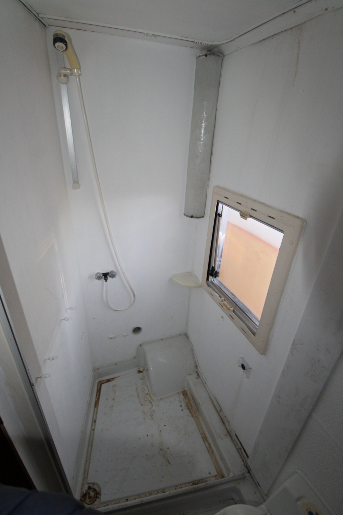 Peugeot 230 Fendt APK 01-12-2027!! foto: 8