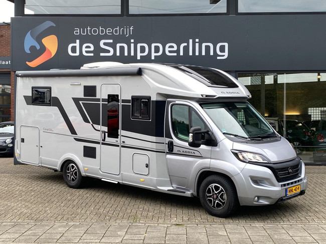 Adria Coral Supreme 670 DC QUEENSBED E&P LEVELSYSTEEM foto: 0