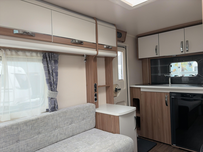 Sprite Alpine Sport 370 EK Toldo Unico/Portabicicletas. foto: 7