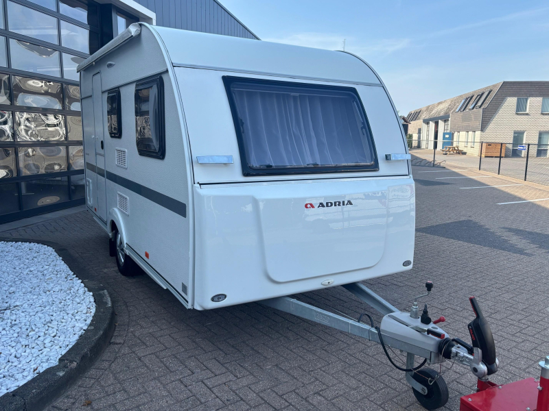 Adria Aviva 400 PS luifel, dwarsbed, 1100kg  foto: 13