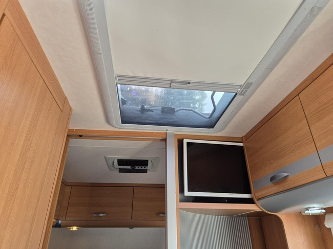 Knaus Sport 500EU enkele bedden, mover, schotel, airco VOL foto: 15