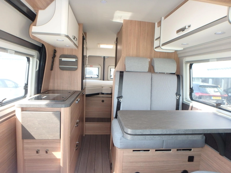 Weinsberg CaraBus 630 ME EDITION FIRE  foto: 11