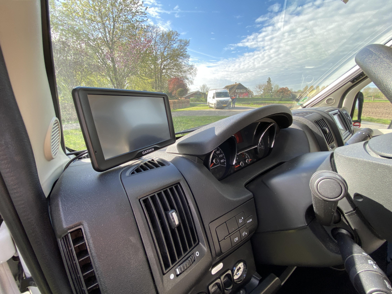 Knaus Sky TI 700 MX 150PK AUTOMAAT Queen  foto: 15