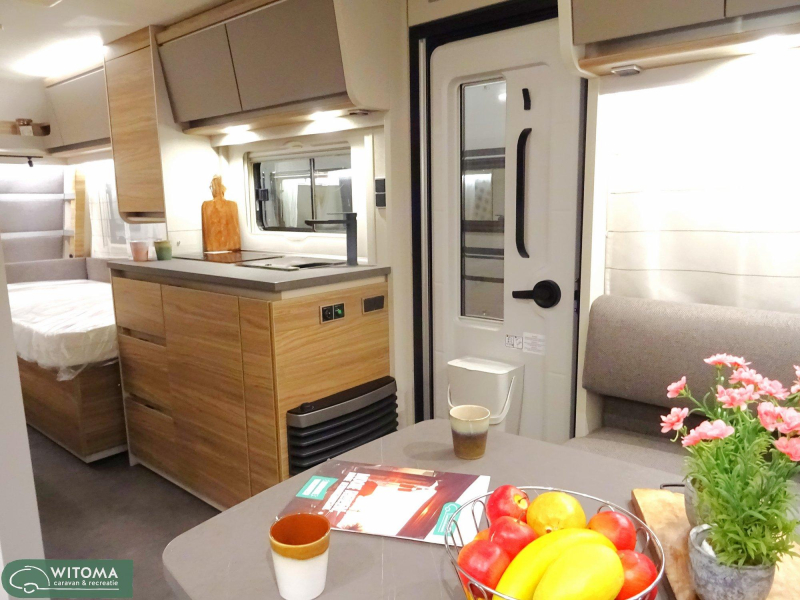 Dethleffs Nomad 460 EL € 8.304,- voordeel !  foto: 3
