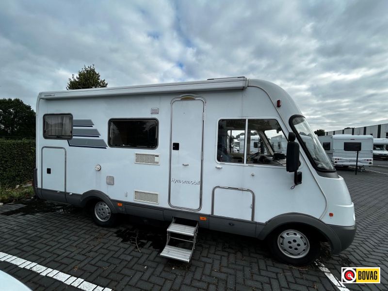 Hymer B524 Panel solar portabicicletas