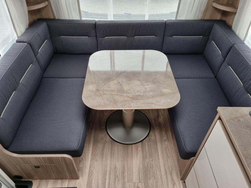 Fendt Tendenza 465 SFB 1800 kg as - Combi 4e  foto: 5