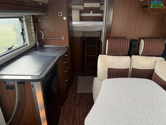 Hymer B 674SL foto: 15