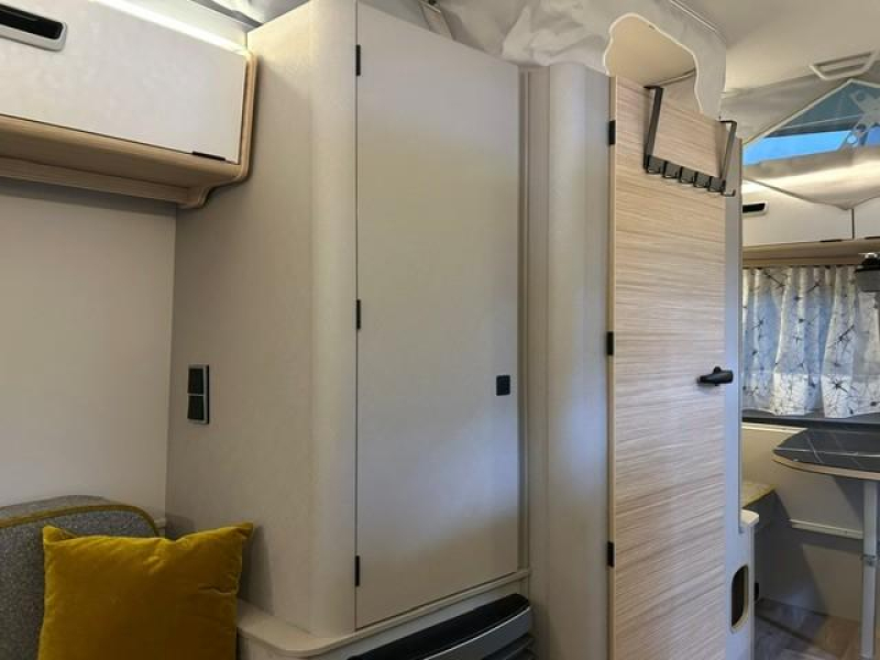 Eriba Touring Urban 540 Mover & luifel  foto: 4