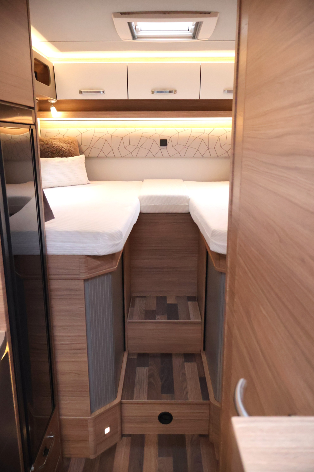 Weinsberg Caraloft 650 ME Foto: 18