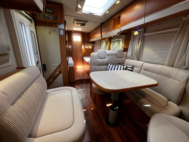 Hymer T 668 CL 3.0L, Lage Lengtebedden  foto: 5