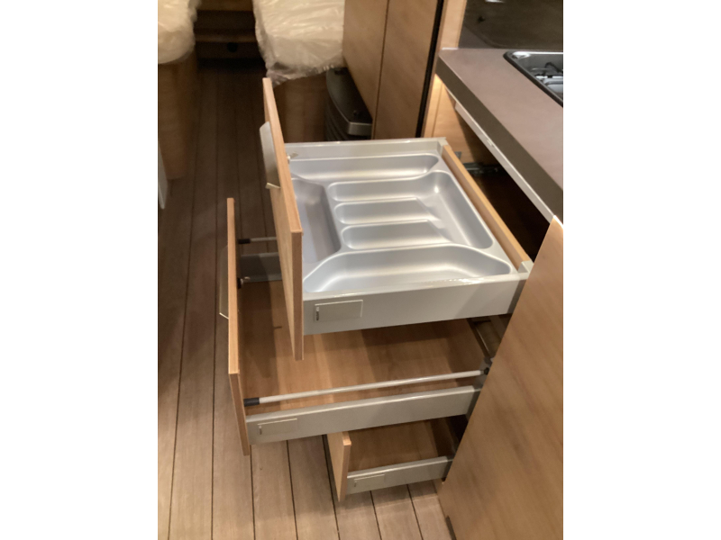 Knaus Sudwind Black Selection 540 UE model year 2026 photo: 14