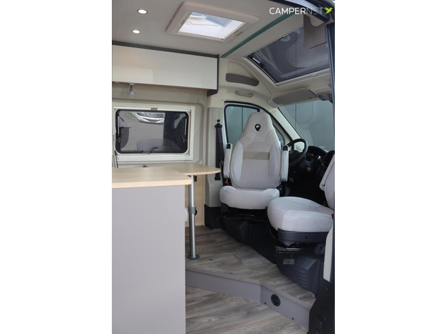 LMC Innovan 640 140cv Autom&aacute;tico | Camas individuales | Toldo | Techo panor&aacute;mico | Ventanas empotradas | Control de crucero | Nuevo disponible en stock | foto: 6