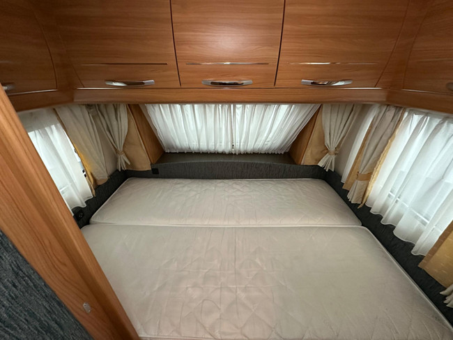 Hobby De Luxe 440 SF foto: 4