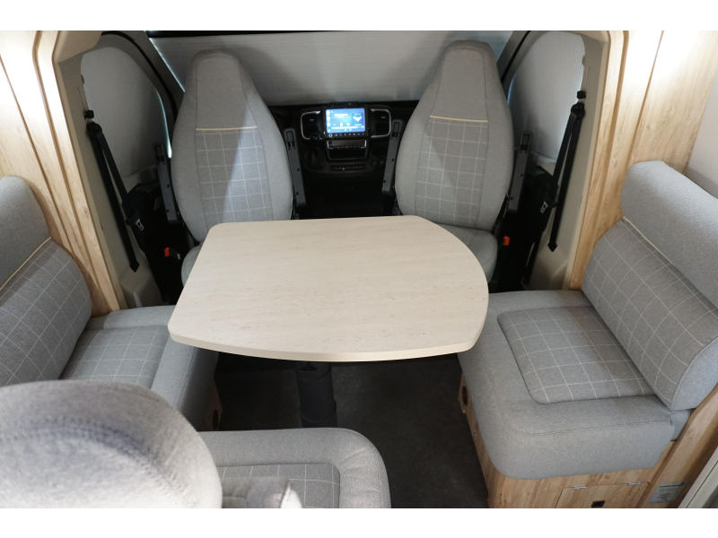 Eura Mobil Profila T 695 EB AUTOMAAT/HEAVY CHASSIS  foto: 13