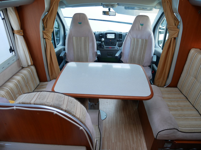McLouis Tandy 672, Autom&aacute;tico, Semi-integral, Cama Queen foto: 7