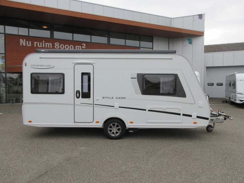 LMC Style Comfort 440 D MOVER AIRCO THULE CASS. Foto: 1
