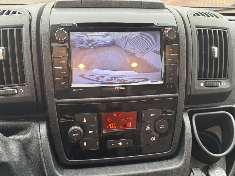 LMC Cruiser Passion 663 G CAMAS LARGAS - 7 METROS foto: 18