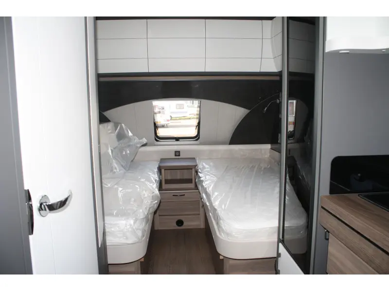 Hobby Excellent Edition 495 UL 