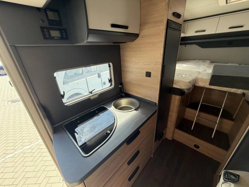 Knaus L!ve Wave 650 MEG Black Selection /automatique photo : 6